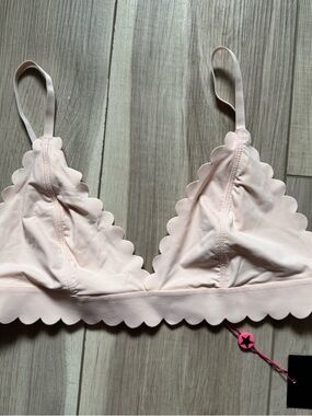 Scalloped Triangle Bralette in Soft Pink 28 band, non padded, wire free